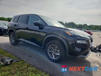 Czwarte zdjęcie samochodu z boku: 2023 NISSAN ROGUE S VIN:5N1BT3AB8PC846883 - miniatura