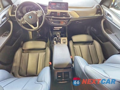 Zdjęcie 8 z 13 samochodu: 2018 BMW X3 XDRIVE30I VIN:5UXTR9C56JLC81446 - miniatura