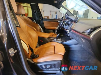 Zdjęcie 7 z 13 samochodu: 2018 BMW X3 XDRIVEM40I VIN:5UXTS3C53J0Y95869 - miniatura