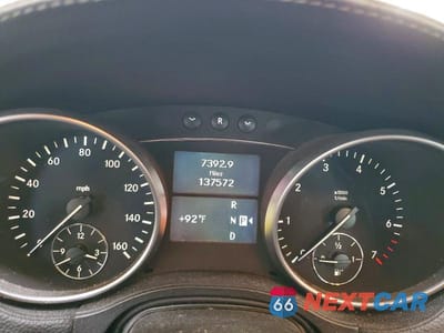 Zdjęcie 9 z 13 samochodu: 2009 MERCEDES-BENZ GL 550 4MATIC VIN:4JGBF86E19A500177 - miniatura