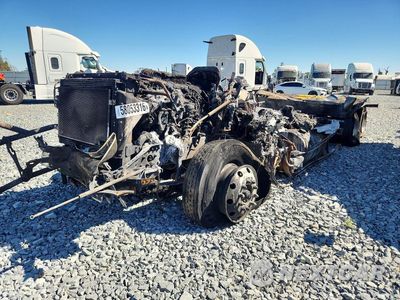 2018 FREIGHTLINER CASCADIA 125 TRUCK CAB AND CHASSIS 3AKJGLDR2JSHU4578 - główne zdjęcie licytacji z USA - miniatura