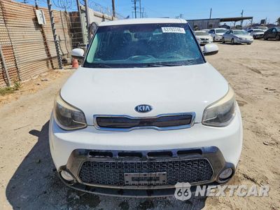 Piąte zdjęcie samochodu w środku: 2016 KIA SOUL + VIN:KNDJP3A55G7275778 - miniatura