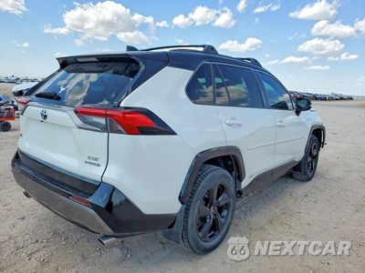 Trzecie zdjęcie samochodu z tyłu: 2021 TOYOTA RAV4 XSE VIN:2T3E6RFV3MW028274 - miniatura