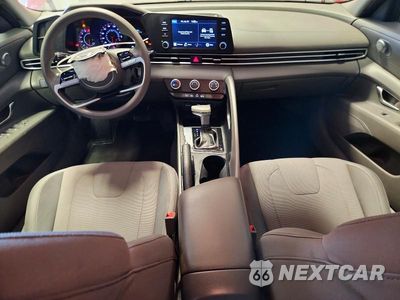 Zdjęcie 8 z 13 samochodu: 2021 HYUNDAI ELANTRA SE VIN:5NPLL4AG6MH015389 - miniatura