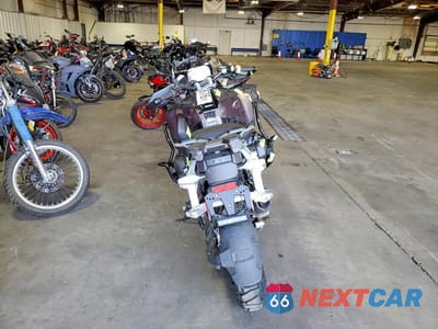 Czwarte zdjęcie samochodu z boku: 2025 BMW R 1300 GS ADVENTURE VIN:WB10M3307S6L38476 - miniatura