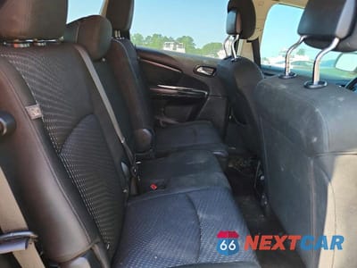 Zdjęcie 11 z 14 samochodu: 2020 DODGE JOURNEY SE VIN:3C4PDCAB2LT202382 - miniatura