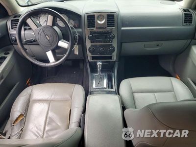 Zdjęcie 8 z 12 samochodu: 2006 CHRYSLER 300 TOURING VIN:2C3KA53GX6H527466 - miniatura