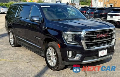 Czwarte zdjęcie samochodu z boku: 2022 GMC YUKON XL K1500 SLT VIN:1GKS2GKD4NR246536 - miniatura