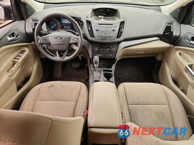 Zdjęcie 8 z 13 samochodu: 2018 FORD ESCAPE SE VIN:1FMCU9GD0JUC98408 - miniatura