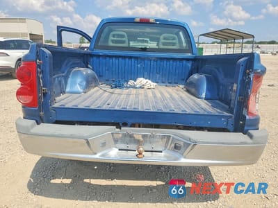 Zdjęcie 6 z 12 samochodu: 2006 DODGE DAKOTA QUAD SLT VIN:1D7HE48K76S527358 - miniatura