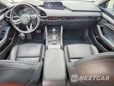 Zdjęcie 8 z 12 samochodu: 2019 MAZDA 3 PREFERRED PLUS VIN:JM1BPACL6K1109253 - miniatura