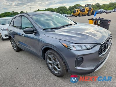 Czwarte zdjęcie samochodu z boku: 2026 FORD ESCAPE ST LINE VIN:1FMCU9MN6TUA30916 - miniatura