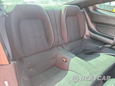 Zdjęcie 10 z 13 samochodu: 2022 FORD MUSTANG VIN:1FA6P8TH7N5142951 - miniatura