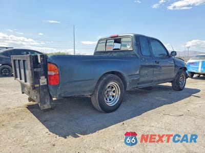 Trzecie zdjęcie samochodu z tyłu: 1996 TOYOTA TACOMA XTRACAB VIN:4TAVL52N4TZ145606 - miniatura