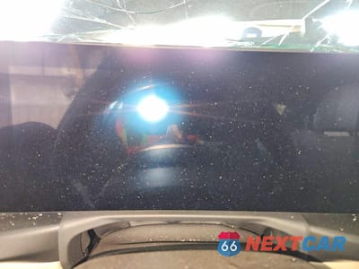 Zdjęcie 9 z 12 samochodu: 2025 BMW 330XI VIN:3MW89CW05S8F36322 - miniatura
