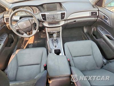 Zdjęcie 8 z 12 samochodu: 2015 HONDA ACCORD LX VIN:1HGCR2F36FA205536 - miniatura