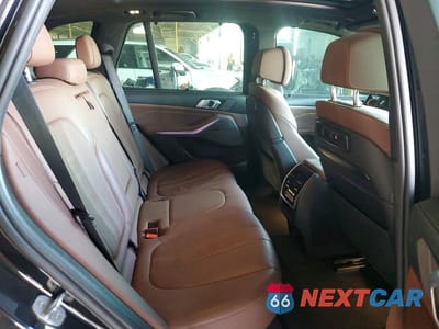 Zdjęcie 11 z 13 samochodu: 2020 BMW X5 M50I VIN:5UXJU4C05L9B94196 - miniatura