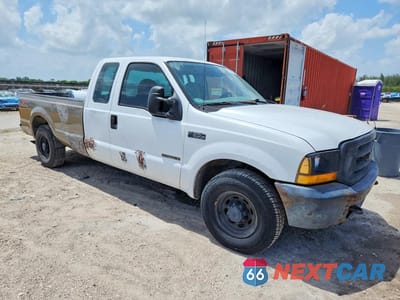 Czwarte zdjęcie samochodu z boku: 2000 FORD F250 SUPER DUTY VIN:1FTNX20F8YEB38384 - miniatura