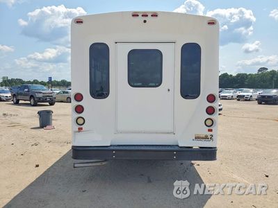 Zdjęcie 6 z 13 samochodu: 2017 FORD E350 SHUTTLE BUS VIN:1FDEE3FS7HDC02528 - miniatura