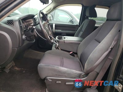Zdjęcie 7 z 12 samochodu: 2009 GMC SIERRA K1500 SLE VIN:1GTEK29079Z294858 - miniatura