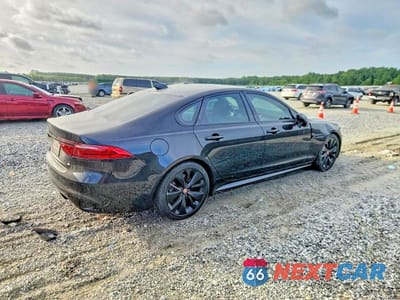 Trzecie zdjęcie samochodu z tyłu: 2021 JAGUAR XF R-DYNAMIC SE VIN:SAJBL4GX9MCY90255 - miniatura