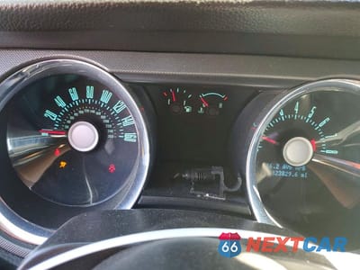 Zdjęcie 9 z 13 samochodu: 2012 FORD MUSTANG VIN:1ZVBP8AMXC5238026 - miniatura