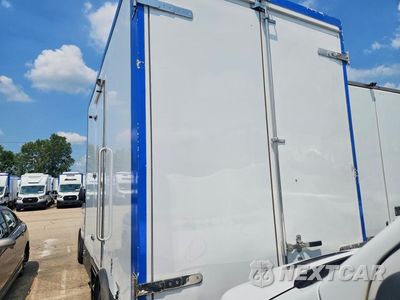 Zdjęcie 6 z 13 samochodu: 2023 FORD E350 REFRIGERATED TRUCK REFRIGERATED BOX TRUCK VIN:1FDWE3FK7PDD08447 - miniatura