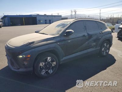 2024 HYUNDAI KONA SEL KM8HB3AB6RU103701 - główne zdjęcie licytacji z USA - miniatura