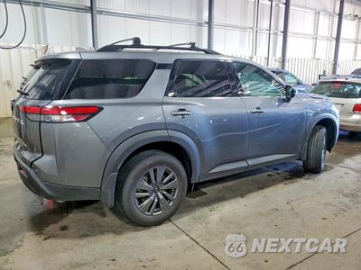 Trzecie zdjęcie samochodu z tyłu: 2025 NISSAN PATHFINDER SV VIN:5N1DR3BC6SC287115 - miniatura