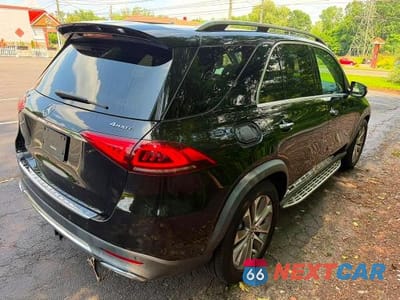 Trzecie zdjęcie samochodu z tyłu: 2021 MERCEDES-BENZ GLE 350 4MATIC VIN:4JGFB4KE9MA465859 - miniatura