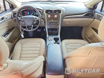 Zdjęcie 8 z 12 samochodu: 2017 FORD FUSION SE VIN:3FA6P0H96HR189229 - miniatura