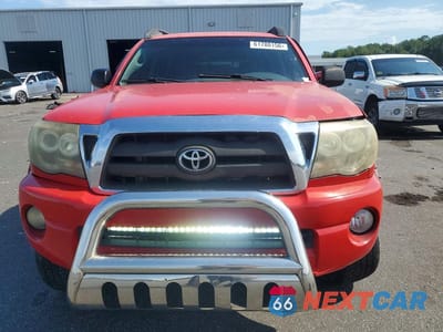 Piąte zdjęcie samochodu w środku: 2008 TOYOTA TACOMA V6 VIN:3TMLU42N08M014636 - miniatura
