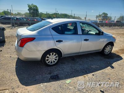 Trzecie zdjęcie samochodu z tyłu: 2012 NISSAN VERSA 1.6 S VIN:3N1CN7AP9CL919962 - miniatura