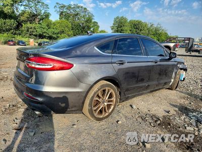Trzecie zdjęcie samochodu z tyłu: 2020 FORD FUSION SEL VIN:3FA6P0CD7LR151478 - miniatura