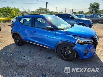 Czwarte zdjęcie samochodu z boku: 2023 NISSAN KICKS SR VIN:3N1CP5DVXPL480009 - miniatura