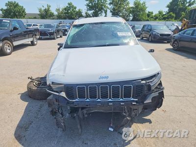 Piąte zdjęcie samochodu w środku: 2023 JEEP GRAND CHEROKEE L LAREDO VIN:1C4RJKAG5P8894746 - miniatura