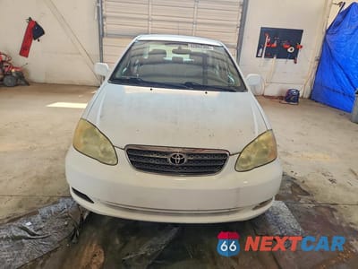 Piąte zdjęcie samochodu w środku: 2005 TOYOTA COROLLA LE VIN:1NXBR32E85Z440410 - miniatura