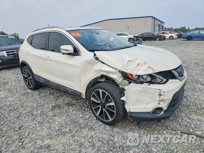 Czwarte zdjęcie samochodu z boku: 2018 NISSAN ROGUE SPORT SL VIN:JN1BJ1CP1JW103157 - miniatura