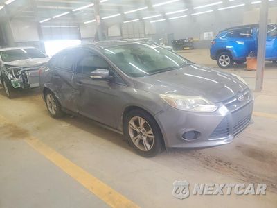 Czwarte zdjęcie samochodu z boku: 2014 FORD FOCUS SE VIN:1FADP3F22EL425867 - miniatura