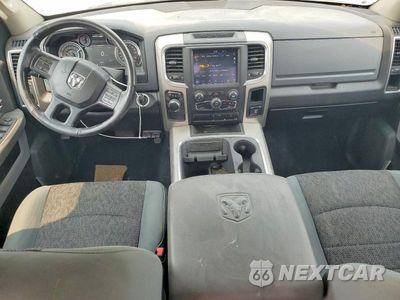 Zdjęcie 8 z 12 samochodu: 2020 RAM 1500 CLASSIC SLT VIN:1C6RR6TT4LS134080 - miniatura