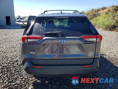Zdjęcie 6 z 14 samochodu: 2019 TOYOTA RAV4 HYBRID XLE VIN:JTMRWRFV2KD504543 - miniatura