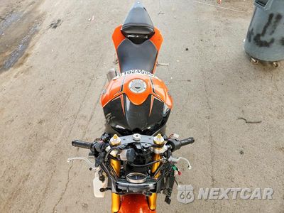Piąte zdjęcie samochodu w środku: 2009 YAMAHA YZFR6 S VIN:JYARJ16E39A013731 - miniatura