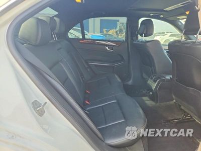 Zdjęcie 10 z 12 samochodu: 2014 MERCEDES-BENZ E 350 VIN:WDDHF5KB9EA845935 - miniatura