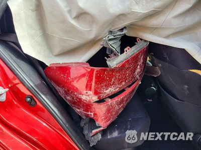 Zdjęcie 10 z 12 samochodu: 2018 TOYOTA PRIUS TWO VIN:JTDKBRFU2J3599923 - miniatura