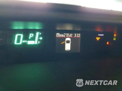 Zdjęcie 9 z 13 samochodu: 2012 TOYOTA PRIUS C ONE VIN:JTDKDTB37C1523939 - miniatura