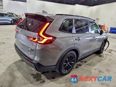Trzecie zdjęcie samochodu z tyłu: 2026 HONDA CR-V SPORT VIN:7FARS5H58TE000515 - miniatura