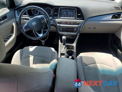 Zdjęcie 8 z 13 samochodu: 2018 HYUNDAI SONATA SEL VIN:5NPE34AF7JH647314 - miniatura