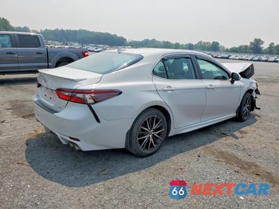 Trzecie zdjęcie samochodu z tyłu: 2024 TOYOTA CAMRY SE VIN:4T1G11AK3RU201457 - miniatura
