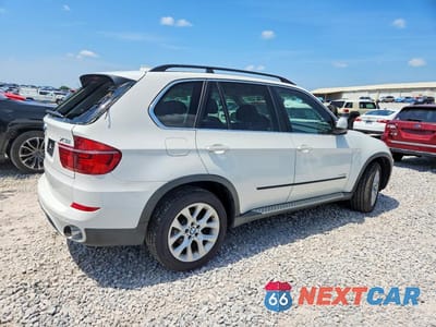 Trzecie zdjęcie samochodu z tyłu: 2013 BMW X5 XDRIVE35I VIN:5UXZV4C50D0E07024 - miniatura