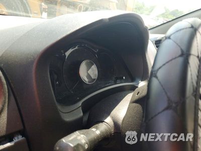 Zdjęcie 9 z 12 samochodu: 2015 NISSAN VERSA NOTE SV VIN:3N1CE2CPXFL355176 - miniatura